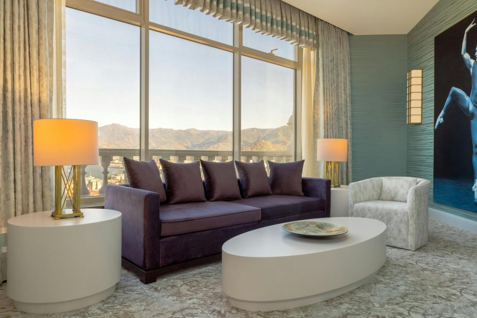 Sheraton Batumi Hotel Luaran gambar A 3D rendering of a living room
